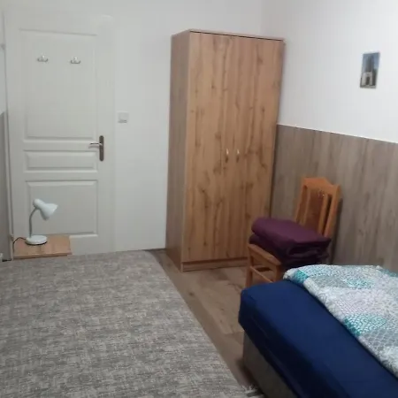 Budai Vám Pensión *