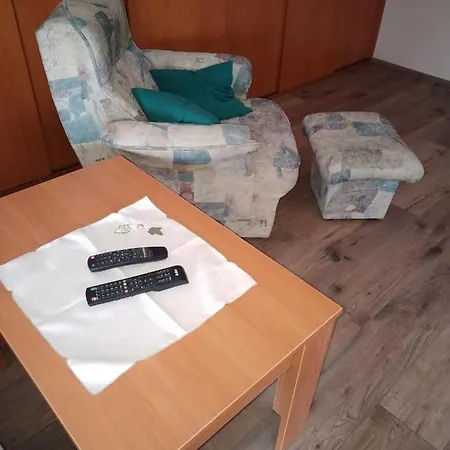 Budai Vam Apartmanhaz * Beci