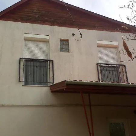 Budai Vam Apartmanhaz * Beci