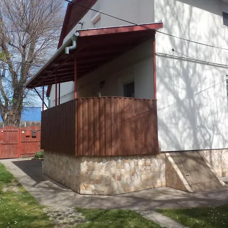 Budai Vam Apartmanhaz