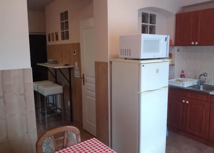 بيت ضيافة Budai Vam Apartmanhaz بيتْش