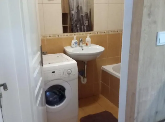 Budai Vam Apartmanhaz بيتْش