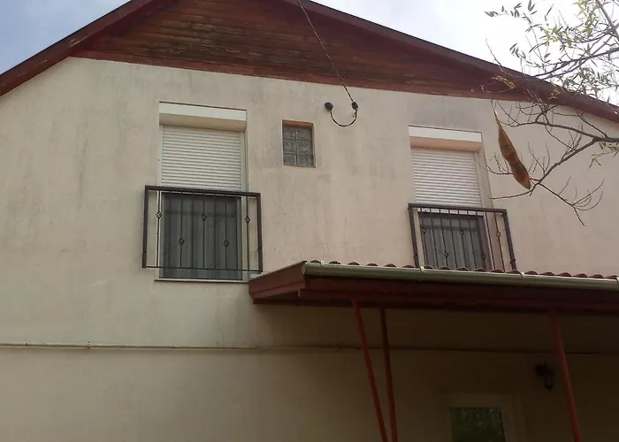 Budai Vam Apartmanhaz * Pecs