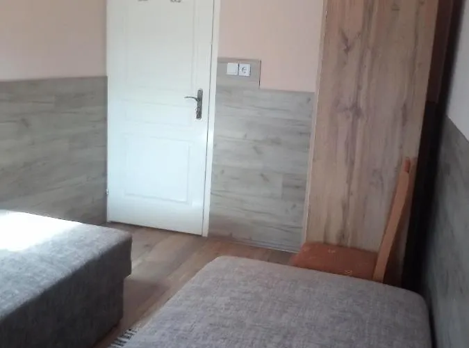 Budai Vam Apartmanhaz