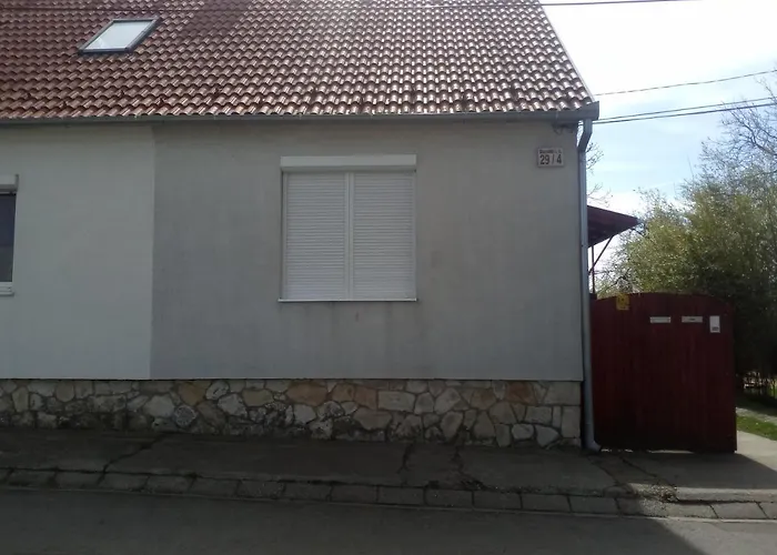 Guest house Budai Vam Apartmanhaz *