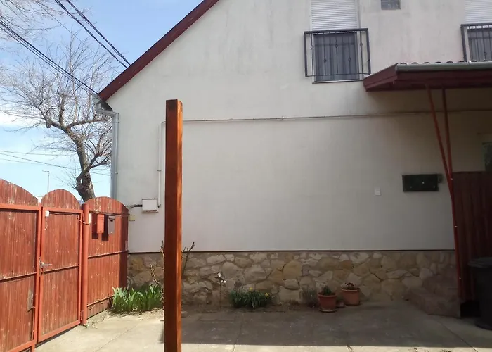 بيت ضيافة Budai Vam Apartmanhaz *