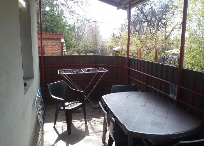 Budai Vam Apartmanhaz