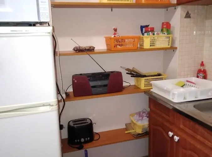 Budai Vam Apartmanhaz Pecs