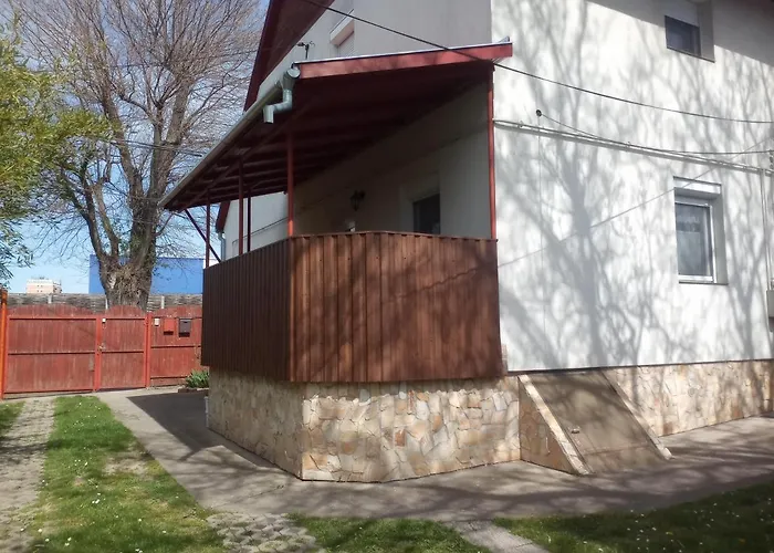 Budai Vam Apartmanhaz